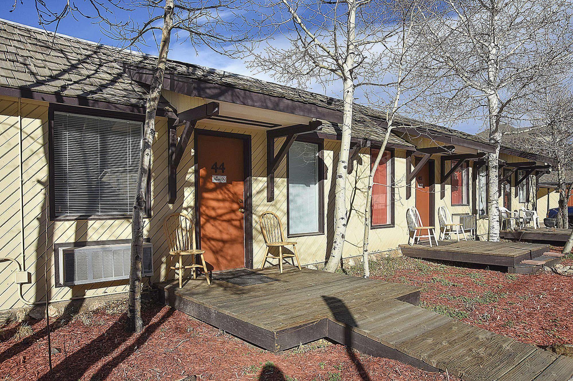 H&H Motor Lodge Idaho Springs Exteriör bild